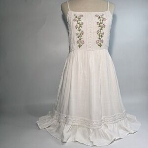Patrons of Peace Lilly Dress XS Floral Boho Cottagecore Peasant Embroidery